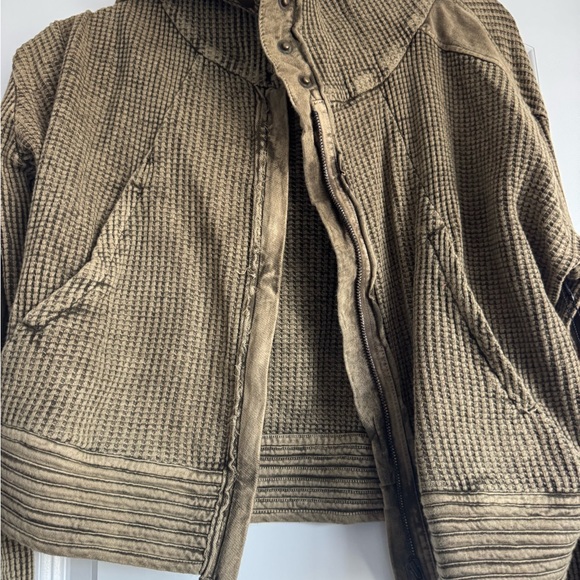 Free People Tan Textured Bomber Jacket - Picture 3 of 4
